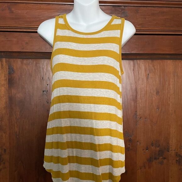 Cabi Sleeveless Striped Liner Tank Size S - Picture 3 of 6